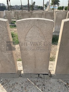 BAGHDAD (NORTH GATE) WAR CEMETERY - WHITE, R C